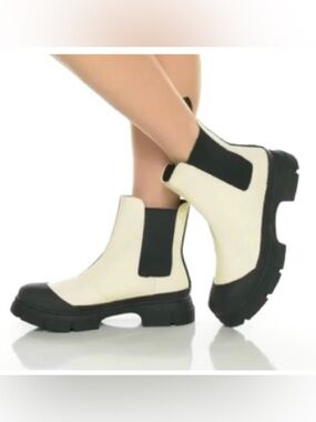 BLONDO Helga Waterproof Chelsea Boot - Bone